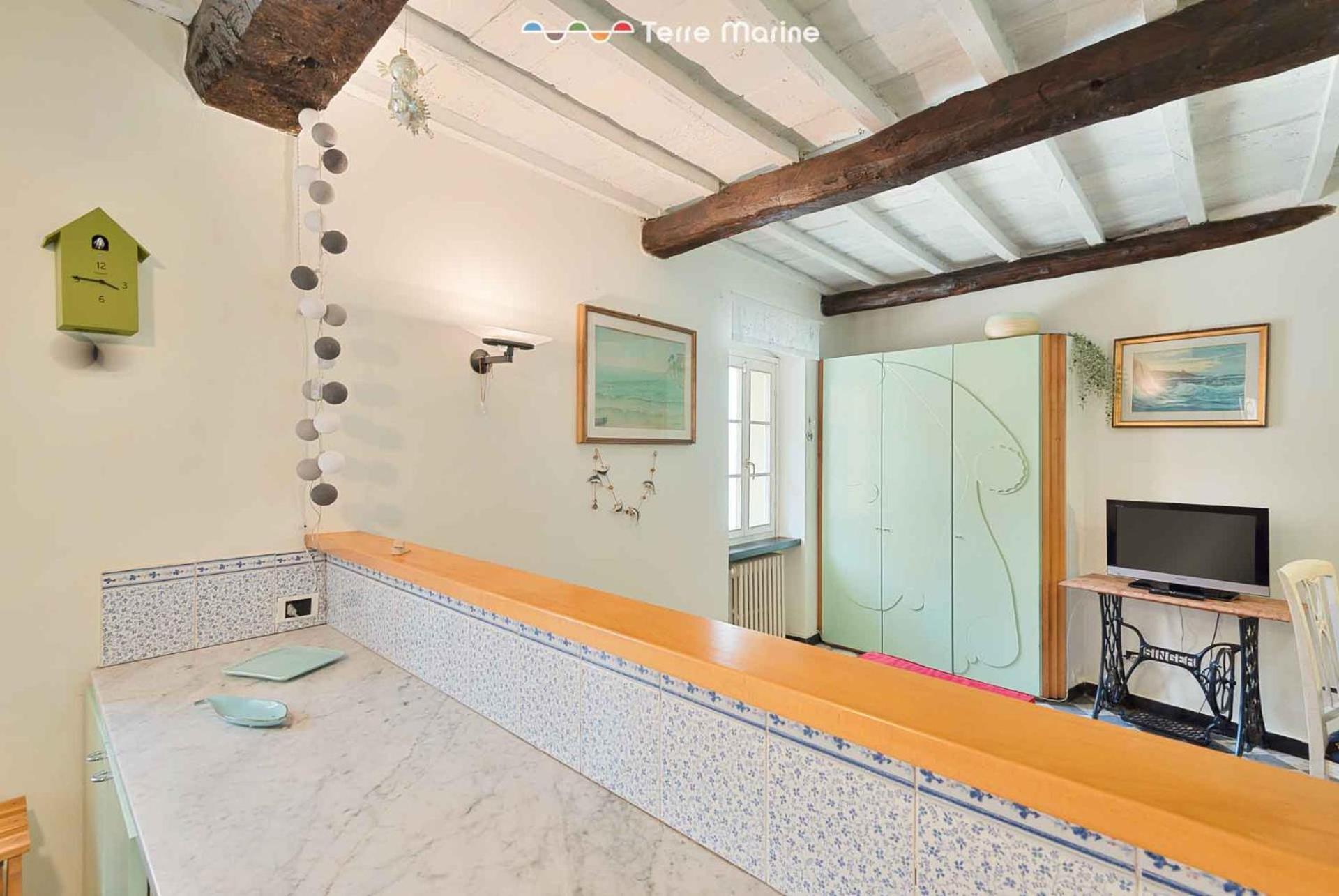 Nautilus Apartment *